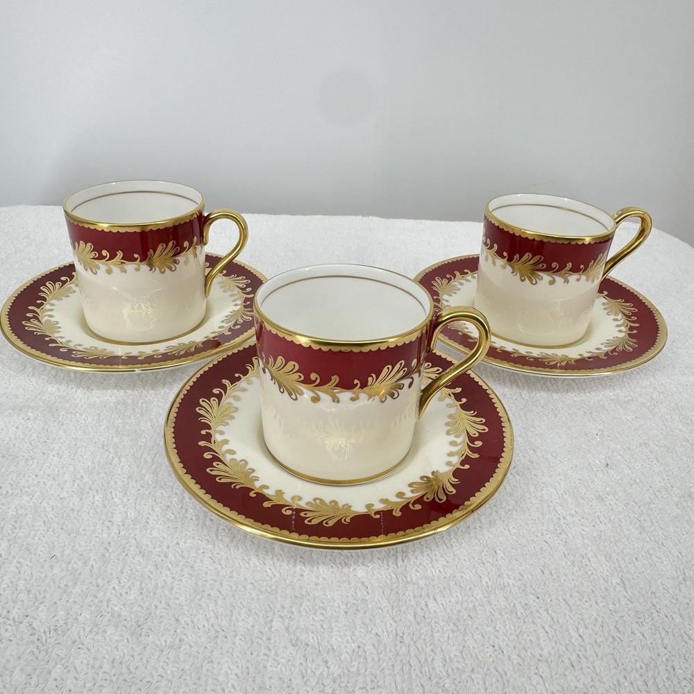 3 AYNSLEY England White Red Gold Scrolls Bone China Demitasse‎ Tea Cup & Saucer